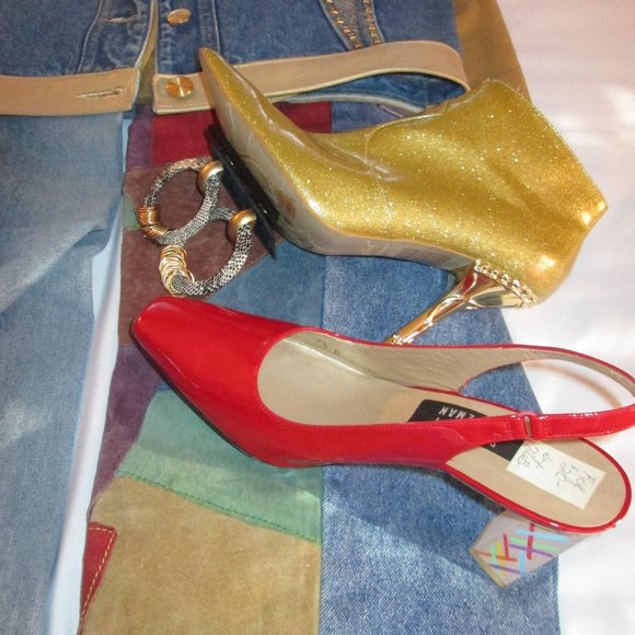 STUART WEITZMAN RED PATENT LEATHER SLING. (NWT) - Picture 14 of 15